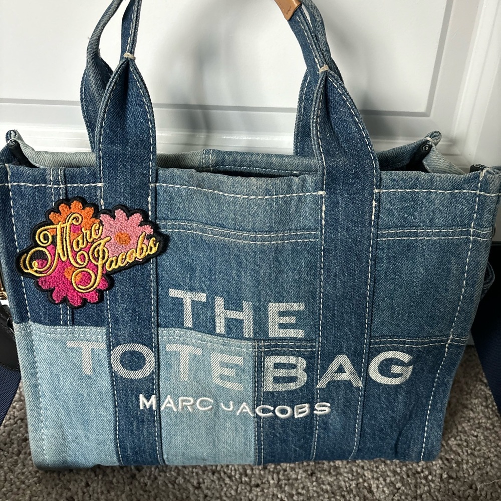 Marc Jacobs Medium Denim Tote Bag original, w/ unique patch